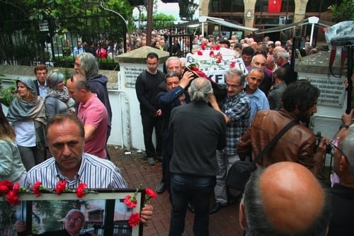 Av. Cengiz Kayıtmazer Son Yolculuğuna Uğurlandı
 - 65