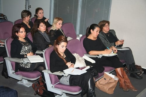 “Kadın Hakları Ve Aile İçi Şiddet” Konulu Sertifika Programı Devam Ediyor

 - 22