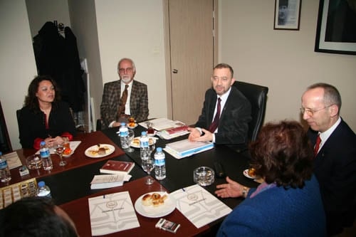 Bursa Barosu Yönetiminden İstanbul Barosuna Destek
 - 39