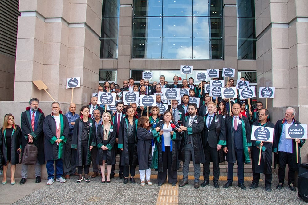Avukatlara Yönelik Saldırılara ve Katliamlara Sessiz Kalmayacağız!
