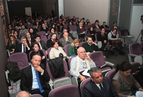 Avukata Yönelik Baskı Vatandaşa Yapılmış Sayılır

 - 50