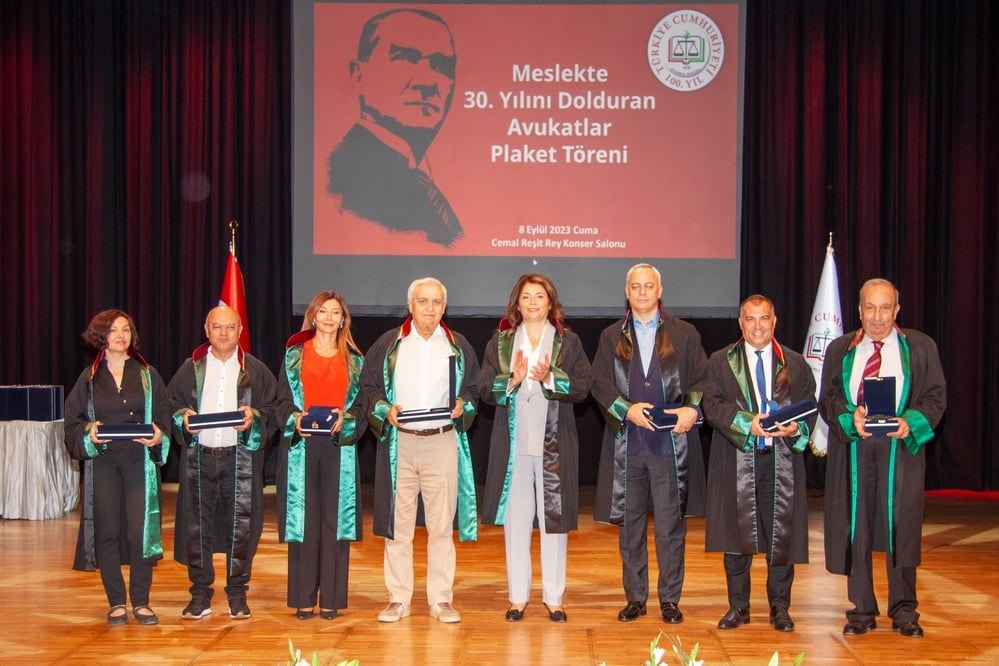 Meslekte 25, 30 ve 35 Yılını Dolduran Meslektaşlarımıza Plaket Verildi - 47