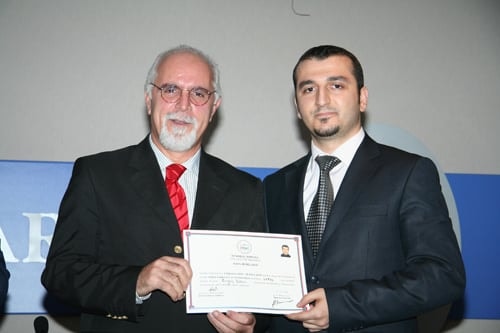 20. Dönem Hukuk İngilizcesi Ve Terminolojisi 
Derslerini Tamamlayanlara 
Katılım Belgeleri Verildi
 - 21