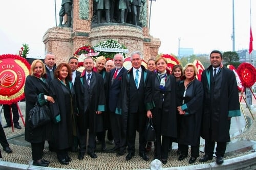 Aramızdan Ayrılışının 77. Yılında Atamızı Saygı Ve Minnetle Andık 
 - 92