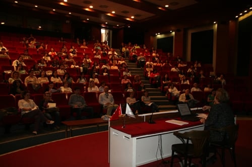 “Kadın Hakları Ve Aile İçi Şiddet” Konulu Sertifika Programı Devam Ediyor - 19