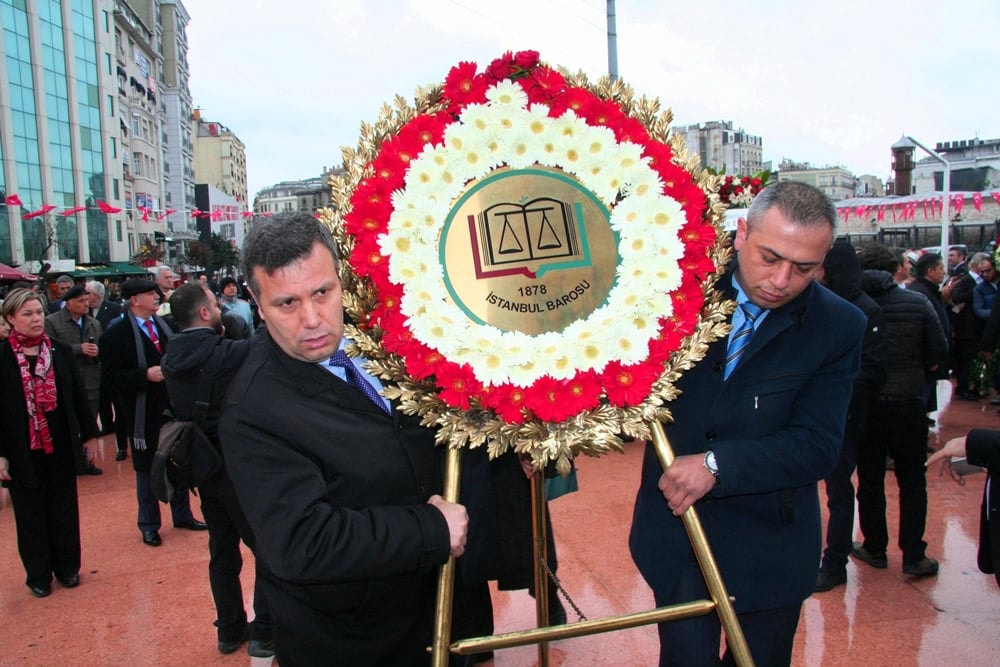 İstanbul Barosu, 23 Nisan Ulusal Egemenlik ve Çocuk Bayramında Taksim Cumhuriyet Anıtındaydı - 61
