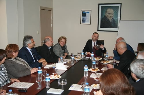 İzmir Barosu Yönetiminden 
İstanbul Barosuna Destek - 48