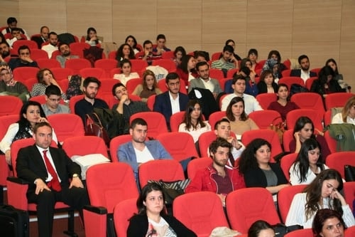 Kadın Hakları Ve Aile İçi Şiddet” Konulu Sertifika Programı Devam Ediyor
 - 42