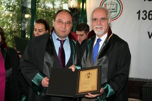 Hukuk Devleti Tesis Edilene, Yargı Bağımsız Olana Kadar, Bedeli Ve Pahası Ne Olursa Olsun Bu Mücadeleyi Birlikte Sürdüreceğiz - 263