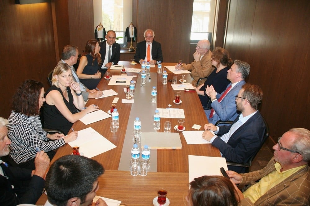 Rotterdam Barosu Başkanı Peter Hanenberg ve beraberindeki heyet ile Fransa Barolar Birliği temsilcileri İstanbul Barosu’nu ziyaret etti - 3