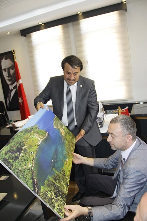 Kocasakal Ve Özbek Kastamonu Barosunu 
Ziyaret Etti

 - 8