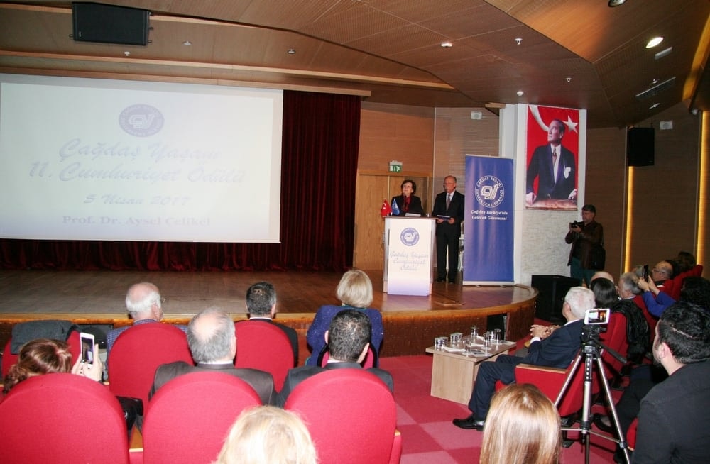 Çağdaş Yaşam Cumhuriyet Ödülü Ümit Kocasakal’a Verildi - 45