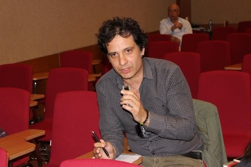 Mülteci Çocuklar
 - 32