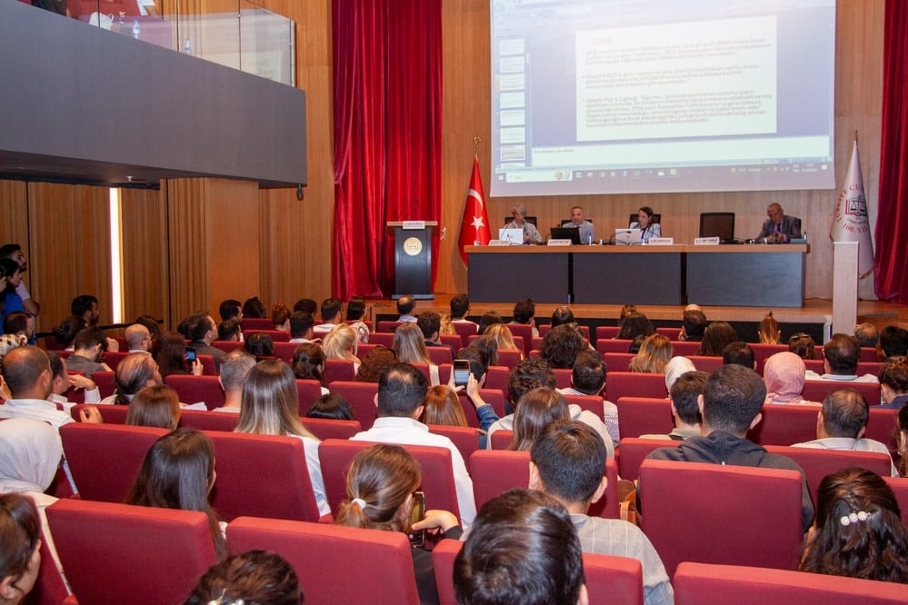 Sigorta Tahkimde Yargılamaya İlişkin Usulü Sorunlar Ve Çözüm Önerileri  Ve Maddi Hasarlı Araçlarda Değer Kaybı  Semineri - 9