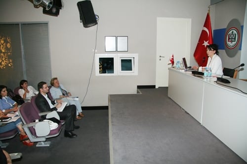 Kadın Hakları Merkezi Eğitim Semineri Yapıldı
 - 7