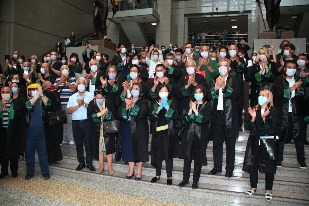 İstanbul Barosu Avukatları Destek Nöbetinde… - 42