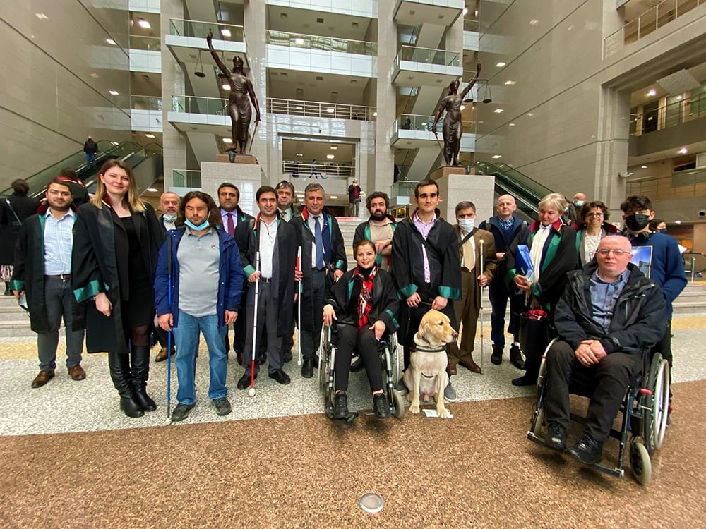 Görme Engelli Avukatlar Yok Sayılamaz - 3