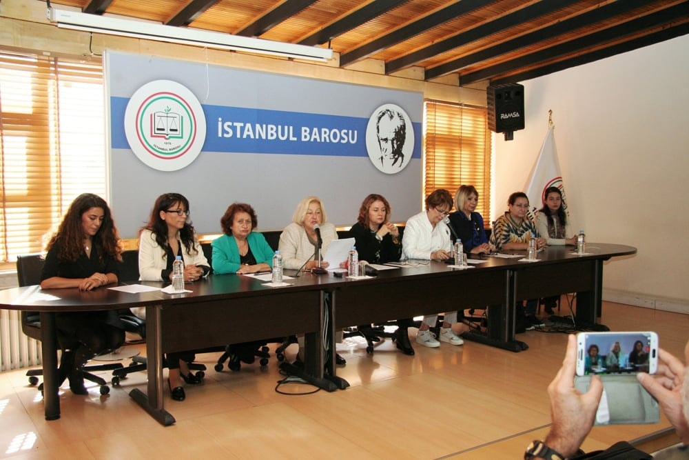 Müftülere Nikâh Kıyma Yetkisi Verilmesi  Kadın Haklarında Geriye Dönüştür  Anayasa İhlalidir - 16