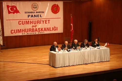 Anayasanın Cumhurbaşkanı Seçiminde
Uzlaşmayı Örgördüğü Bildirildi
