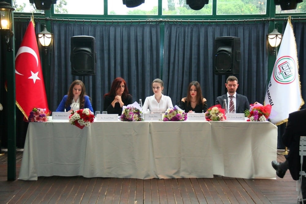 Tarihte Haksız Yargılamaların Gölgesinde Savunmanın Savunulması – II - 12