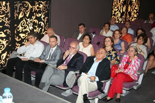 Başkan Kocasakal, Baro Meclisinde Yönetim Kurulu’Nun Çalışmalarını Anlattı

 - 3