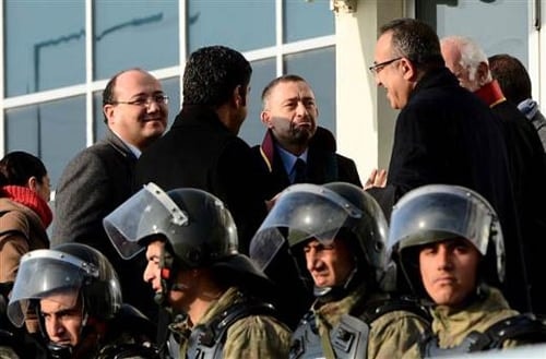 Çhd Üyesi Avukatların Yargılanmasına Silivri’De Başlandı