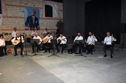 Türk Halk Müziği Topluluğumuzun Konseri
 - 13