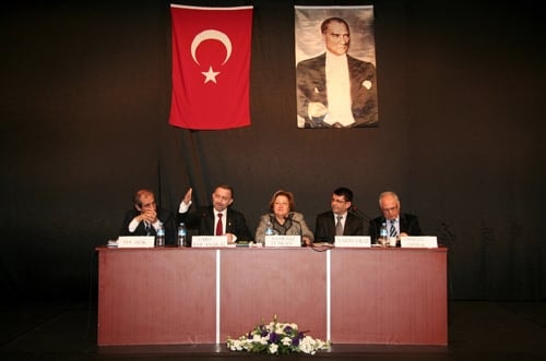 Devrim Yasalarının İçi Boşaltılıyor

 - 39