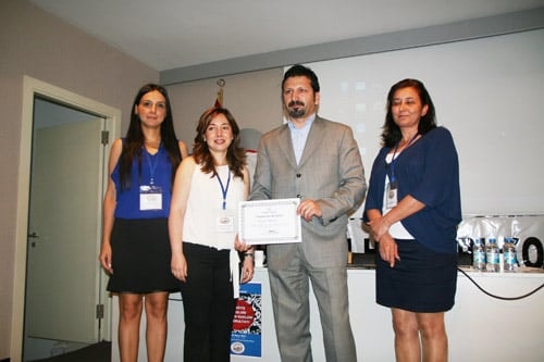 Türkiye Baroları Hayvan Hakları 1. Kurultayı
İstanbul’Da Yapıldı
 - 24