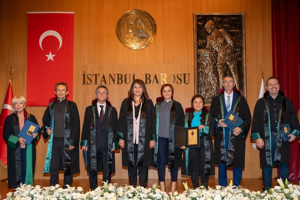 Meslekte 25, 30 ve 35 Yılını Dolduran Meslektaşlarımıza Plaket Verildi - 27