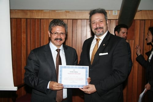 Milletlerarası Mal Satımına İlişkin Birleşmiş Milletler Anlaşmasının

Türk Borçlar Kanunu Çerçevesinde Değerlendirilmesi

 - 66