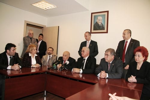 Denktaş:”Orams Davasını 
Fırsata Dönüştürelim” - 9