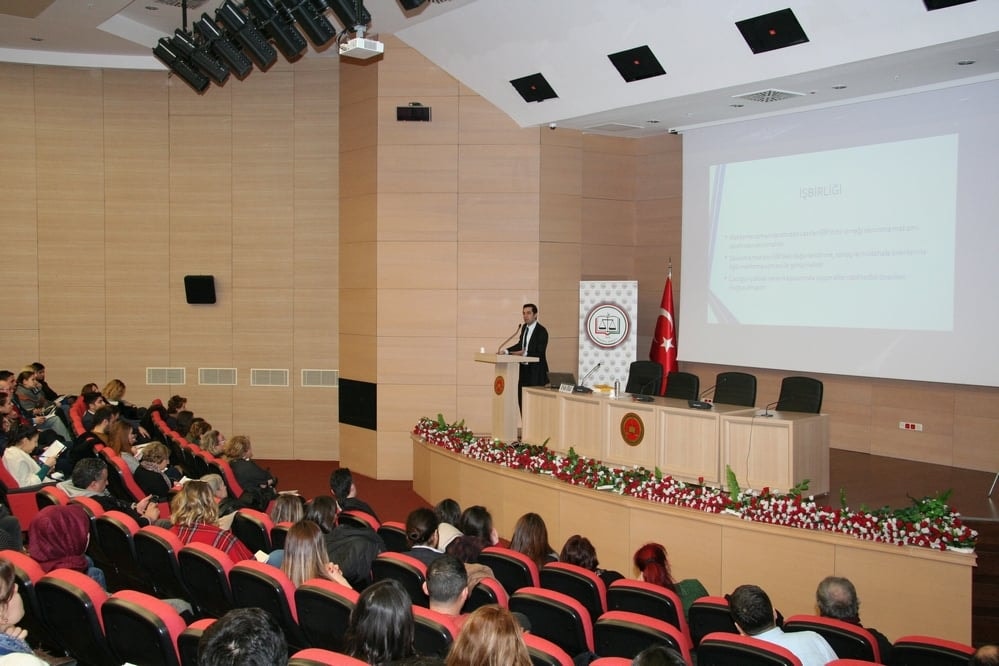 Çocuk Hukuku Konulu Sertifika Programı Yapıldı - 87