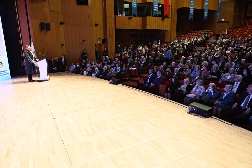 Meslekte 40, 50 ve 60 Yılını Dolduran Meslektaşlarımıza Plaket Verildi - 20