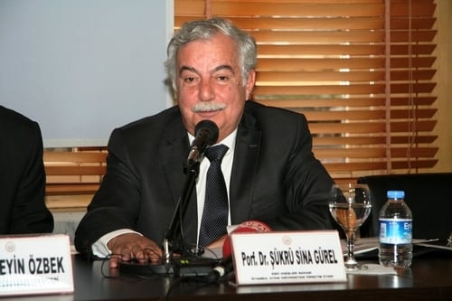 Rauf Denktaş Türk Dünyasının Kahramanıdır

 - 24