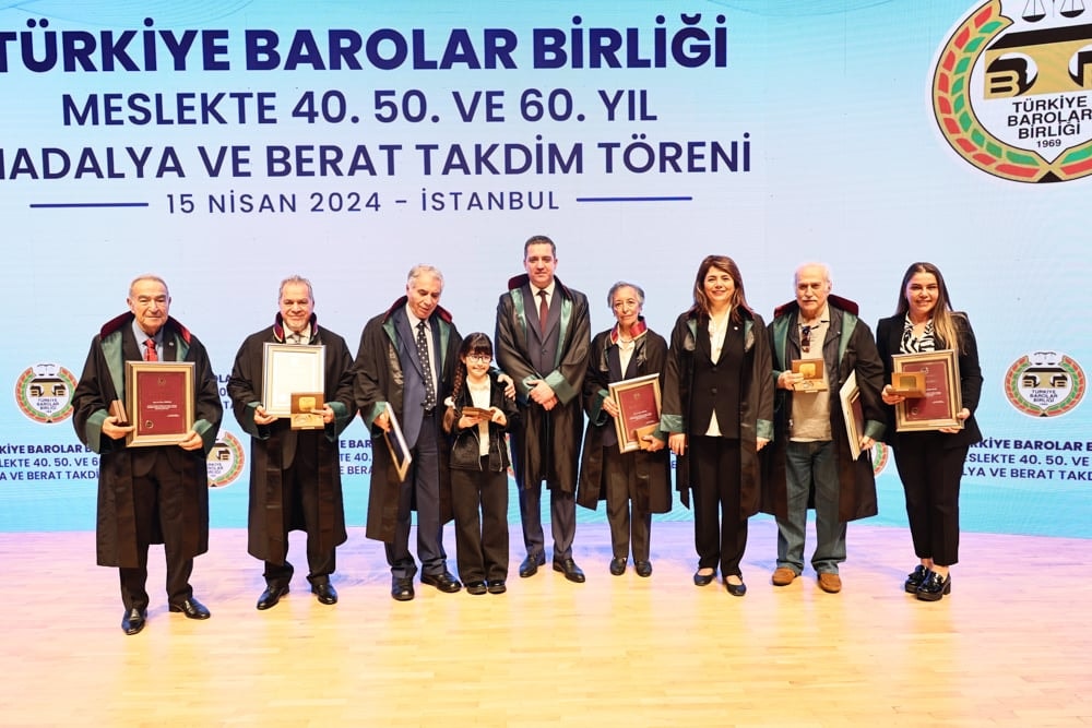 Meslekte 40, 50 ve 60 Yılını Dolduran Meslektaşlarımıza Plaket Verildi - 84