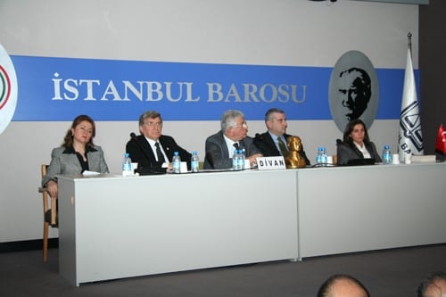 Baro Meclisi Genel Kurulu
Yargıya Yapılan Müdahaleleri Görüştü - 9