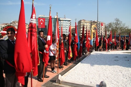 90. Yılında Ulusal Egemenlik Ve 
Çocuk Bayramını Coşkuyla Kutladık
 - 2