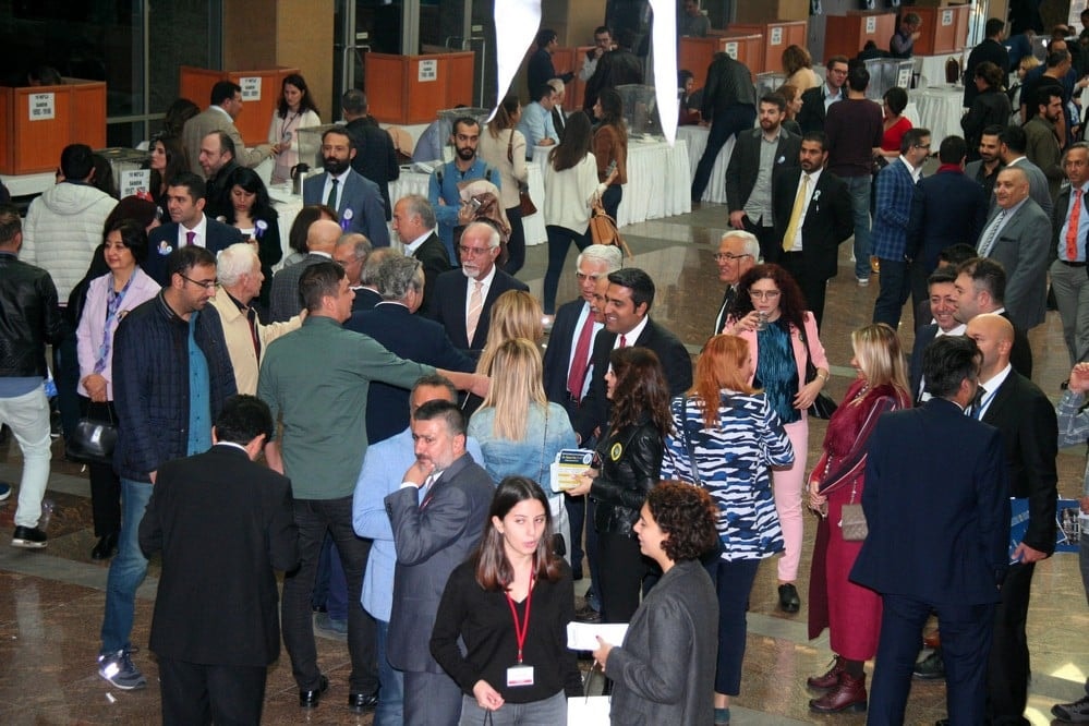 Başkan Durakoğlu Güven Tazeledi - 402