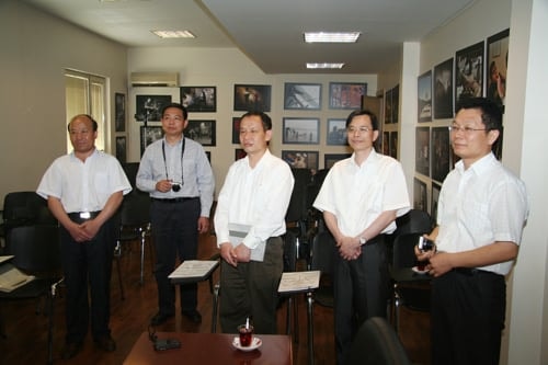 Çinli Hukukçular Baromuzu Ziyaret Etti
 - 2