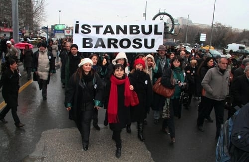 Polis Devleti Değil Hukuk Devleti

 - 42