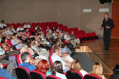 Türk Halk Müziği Topluluğu Konseri
 - 13