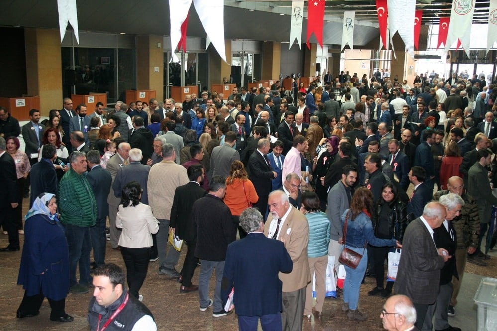 Başkan Durakoğlu Güven Tazeledi - 439