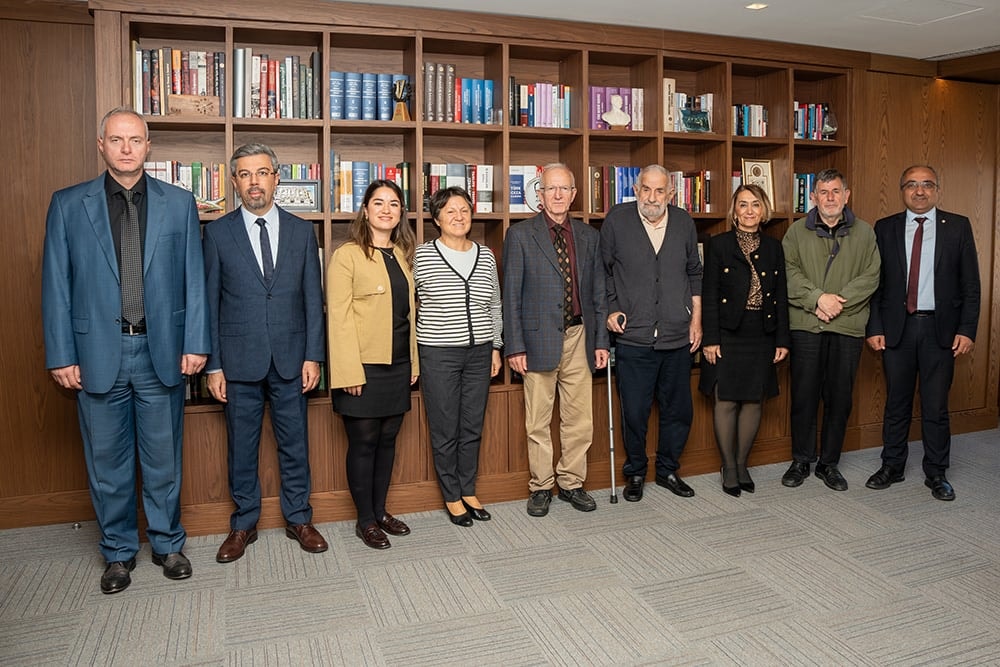 Baromuz Üyesi Meslektaşımız Av. Ş. Can ATALAY’ın Ailesi Baro'muzu Ziyaret Etti - 1