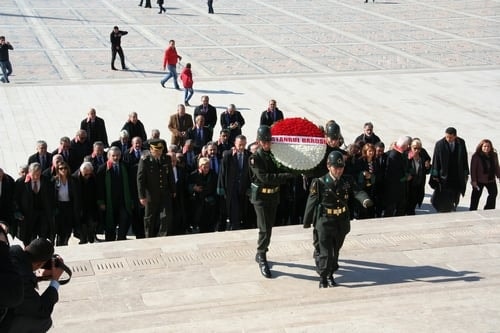 İstanbul Barosu Heyeti Anıtkabir’De Ata’Nın Huzurunda

 - 19