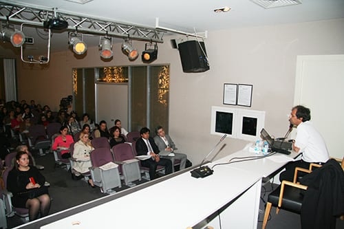 “Kadın Hakları Ve Aile İçi Şiddet” Konulu Sertifika Programı Devam Ediyor

 - 28