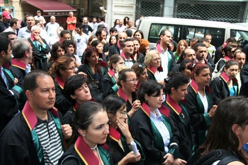 Avukatlardan Cmk’Da Yaşanan Sorunlara Tepki - 9