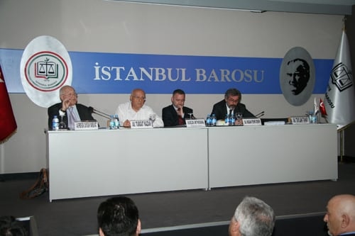 Sanık Sandalyesindeki Avukat
 - 11