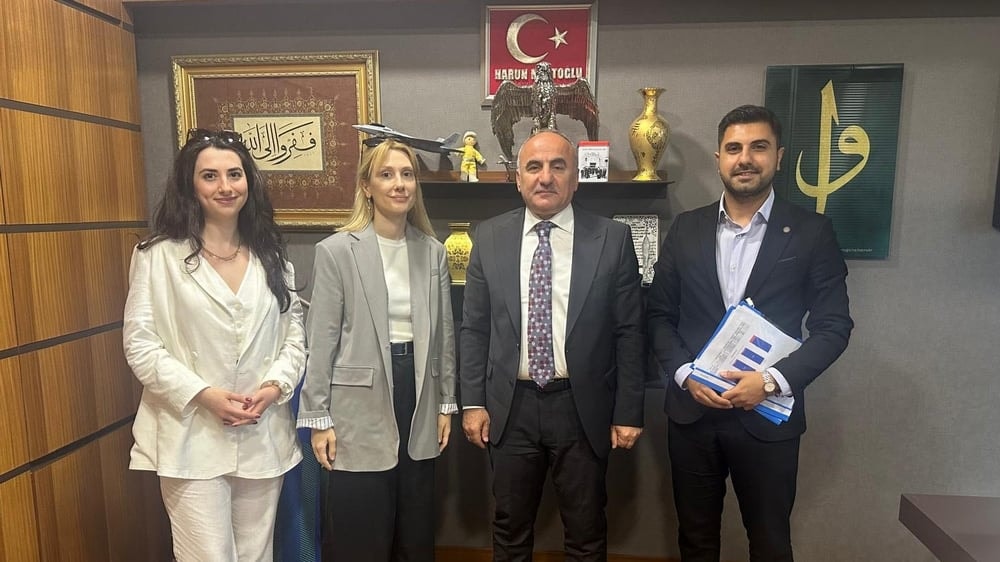 Genç Avukatlar Merkezimiz “Genç Avukatlara Yeni İş Alanları Yaratmayı Amaçlayan” Kanun Teklifini ve 9. Yargı Paketinde Adli Yardıma İlişkin Düzenlemeyi TBMM’de Grubu Bulunan Partilerle Görüştü - 14