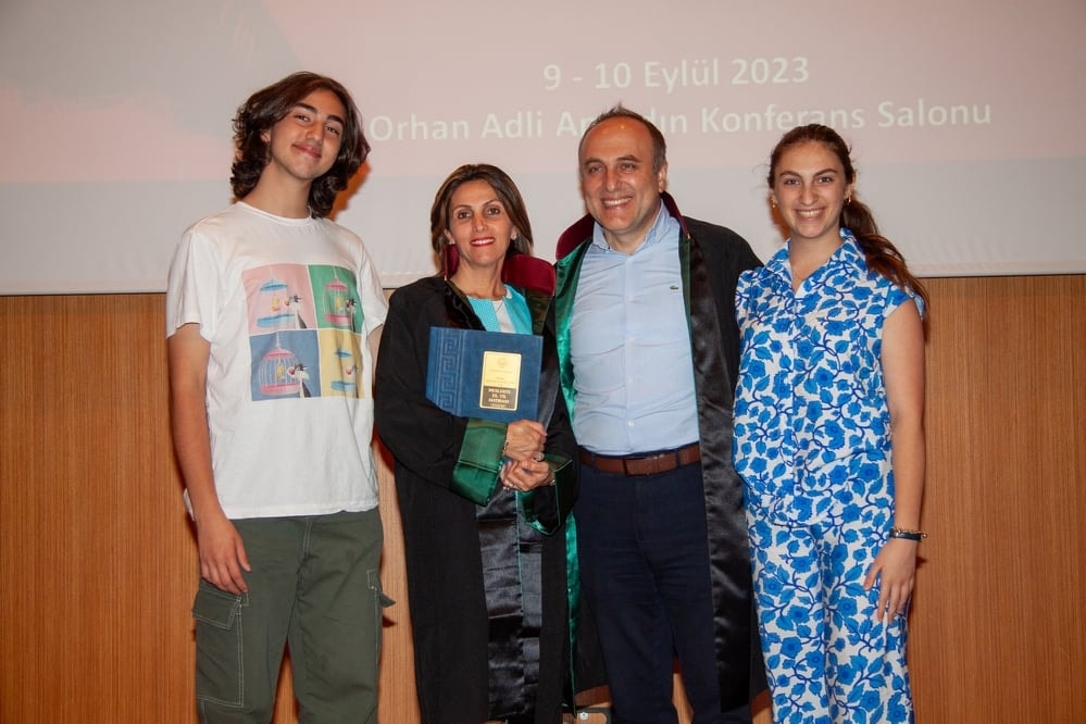 Meslekte 25, 30 ve 35 Yılını Dolduran Meslektaşlarımıza Plaket Verildi - 134